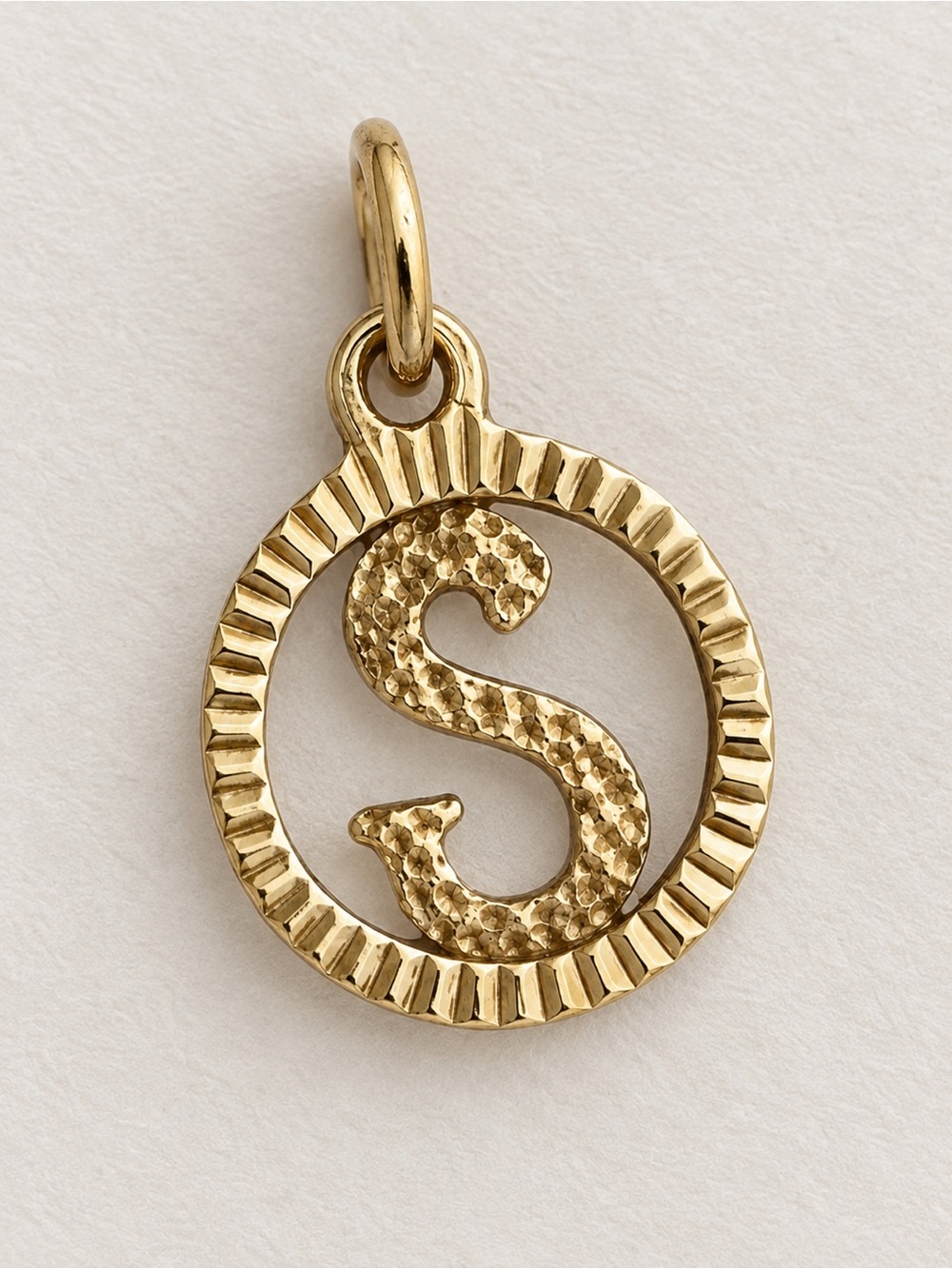 10k Vintage Yellow Gold Letter S Necklace Pendant Charm Disc